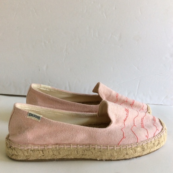 Soludos Walk This Way Espadrille Shoes Womens 8 Pink Slip On Graphic Text Wander - Picture 4 of 12